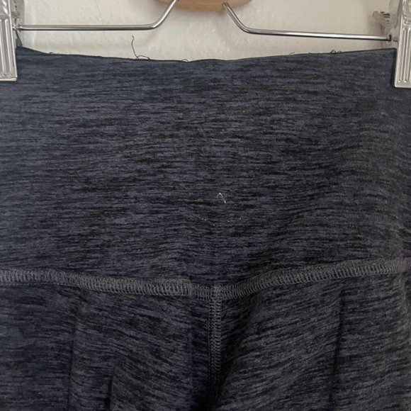 Beyond Yoga Caught in The Midi High Waist Legging in Navy Spacedye - Picture 4 of 5